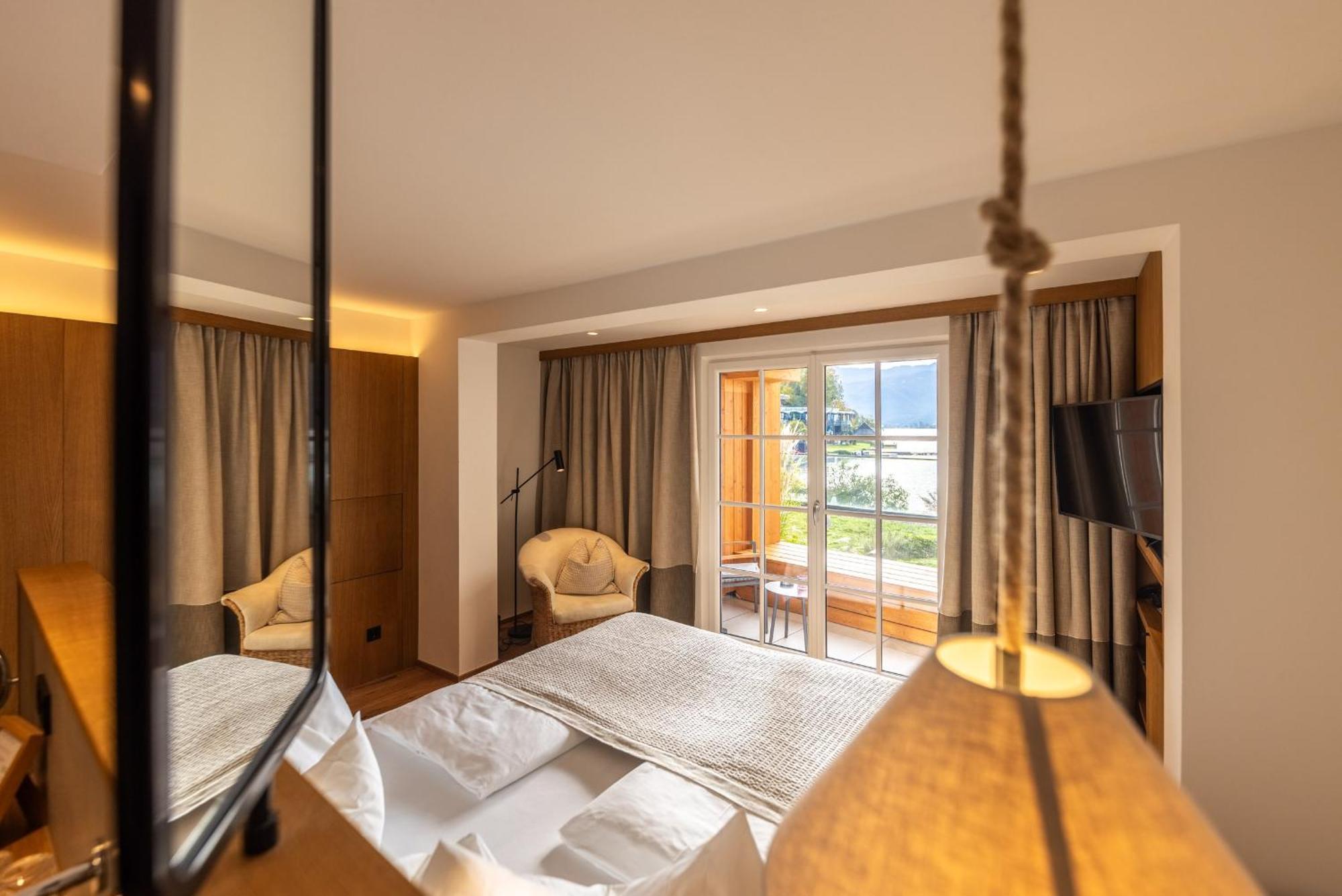 Hotel Seevilla Wolfgangsee Sankt Wolfgang im Salzkammergut ภายนอก รูปภาพ